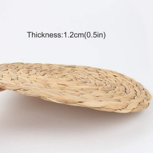 Natural Hyacinth Woven Placemats | Set of 4 | 13.5" Round | Braided Rattan - Picture 5 of 7